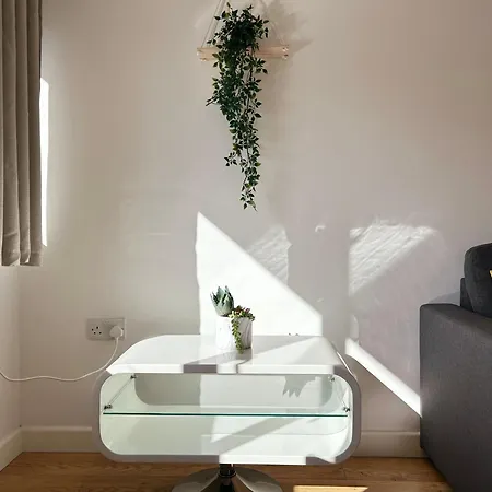 Stylish 1 Bedroom Flat With Parking In Oxford Exterior foto