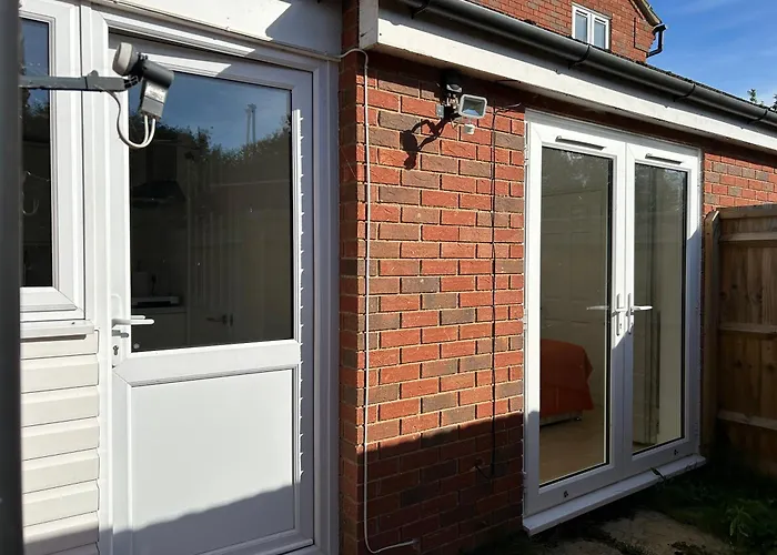 Stylish 1 Bedroom Flat With Parking In Oxford